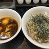 なぜ蕎麦にラー油を入れるのか。 新橋店