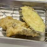 天麩羅処ひらお - さば 170円(税込)/なす 120円(税込)