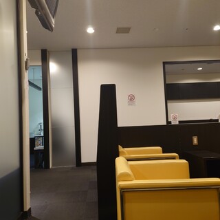 国内線ビジネスラウンジ A Spring._2