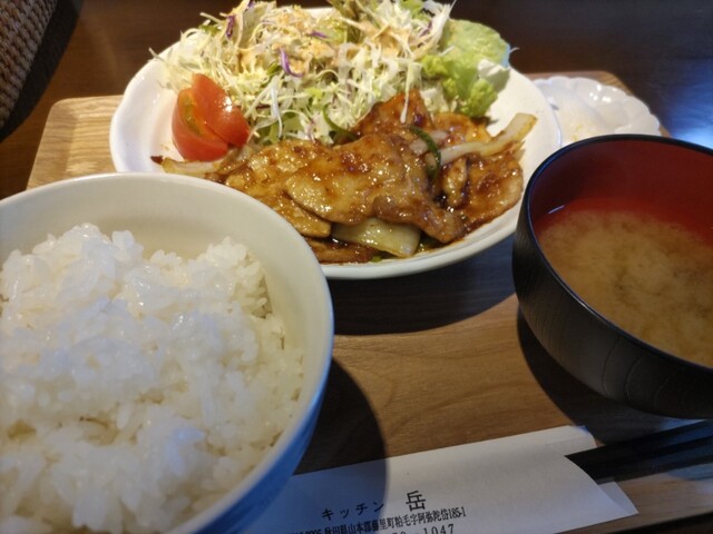 キッチン岳（二ツ井）- 秋田県藤里町の本格洋食店【ランチ・ディナー】