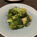 Lino - ブロッコリーのアンチョビマリネ