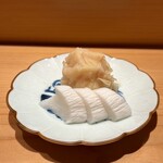 鮨 つぼみ - たくあんとガリ