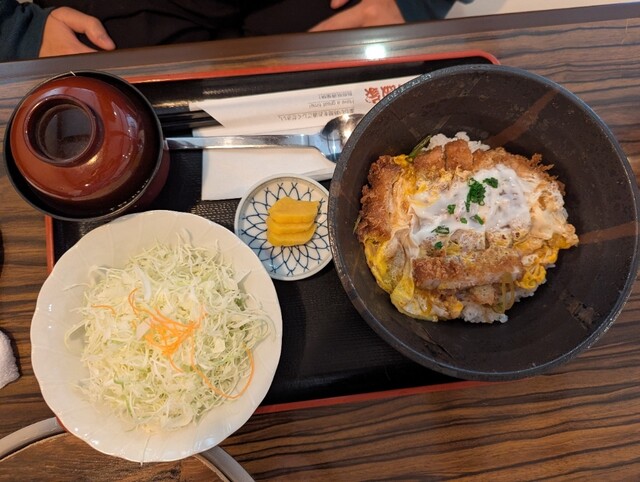 新飯家（アライヤ） - 平泉（食堂）の写真