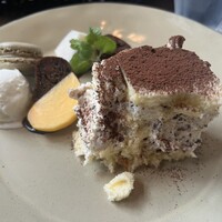 シャイニーアウル 表参道 - 