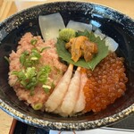 釣りよかでしょう。×ますよね 海鮮丼屋 - 