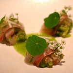 ラチュレ - 縞鯵のカルパッチョ 青リンゴのソース