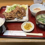 すし居酒屋みやうち - 鳥の唐揚げ定食