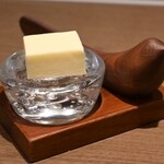 ラチュレ - バター