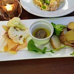 リストランテ カナーレ - 自家製ピクルスと地野菜のﾊﾞｰﾆｬｶｳﾀﾞ