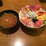 神東寿司 - 海鮮丼