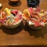 神東寿司 - 海鮮丼（左）と海鮮丼（大）（右）（比較）