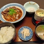 瀬戸内味覚処 芸州 本店 - 和牛すき煮定食　温玉付き