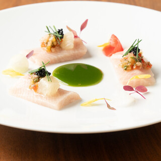 エ・オ ベルナール・ロワゾー・スィニャテュール_2