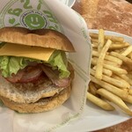 329069552 - 251114金　長崎　ミサロッソ　ミサモンスターセット1,230円＋ポテトL80円