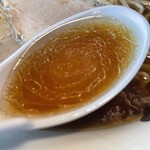 中華そば処 琴平荘 - 『中華そば(こってり)』のスープ