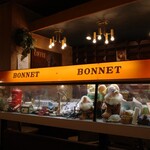 ボンネット - 