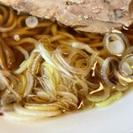 中華そば処 琴平荘 - 『中華そば(中間)』のネギ