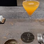 Aspirant - .....①ビーツ　梅干し　オシェトラプレミアム 　和牛   コンソメ　サワークリーム.....①桃　レモンバーム 　エルダー　ルイボスティー　レモン.....