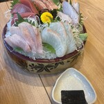 魚や海虎 - 刺し盛り(5種3切れずつ) 本マグロ サーモン サワラ 真鯛 ブリ