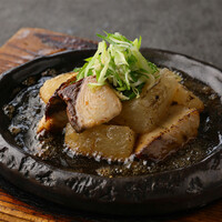 鰤と大根　生姜オイル焼き