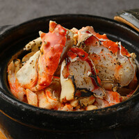 季節の土鍋ご飯　焼きタラバ蟹　土鍋ご飯