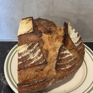 ブランジェリー ラ・フォンティヌ・ドゥ・ルルド_1