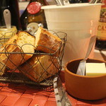 Brasserie Artisan - パンとバター