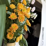 千年鮭 井筒屋 - 秋明菊のようなお花