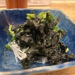 Izumo - 三陸わかめの唐揚げ