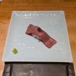 新横浜 鉄板焼き牛鳴 - A5ランク黒毛和牛の炙り寿司