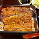 うなぎ　錦水 - ふっくら蒸された鰻はとろっとしていて、タレの濃さはちょうど良かったです