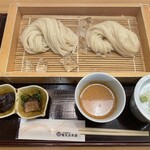 寛文五年堂 - 乾麺と生麺の食べ比べ。