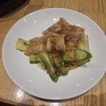 スーツァン・レストラン陳 - 小皿に取った雲白肉・その1です。