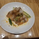 スーツァン・レストラン陳 - 小皿に取った雲白肉・その3です。