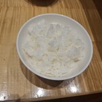 スーツァン・レストラン陳 - おかわりの白いご飯です。