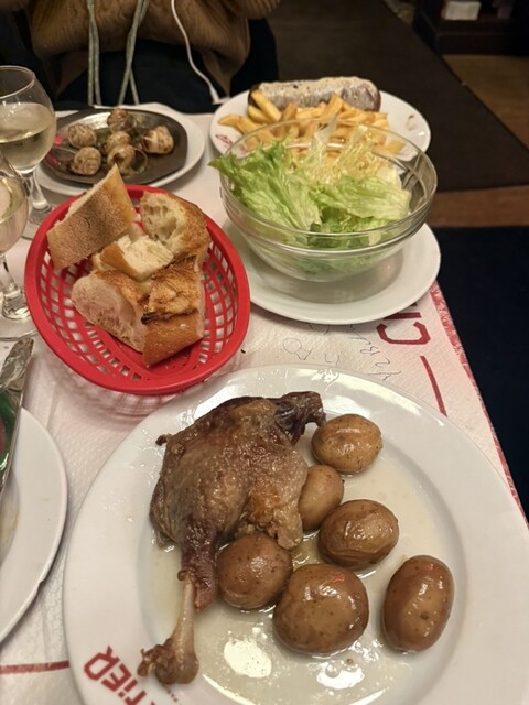 Bouillon CHARTIER （ブイヨン シャルティエ） - パリ/フレンチ | 食べログ