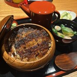 炭焼うな富士 東京オペラシティ店 - 