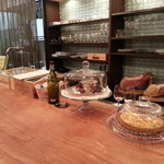 ジョワドヴィーヴル - カウンターの図