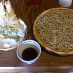 でんしょう坊 - 海老天蕎麦大盛