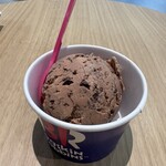 サーティワンアイスクリーム - 料理写真:シングルカップ・キッズ「チョップドチョコレート」