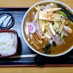かまや - ねぎみそちゃーしゅーめん大盛+半ライス＠1375円