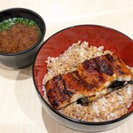 宇奈とと - 料理写真:うな丼 640円 , 赤だし 0円 (無料券使用)
