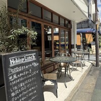 シャイニーアウル 表参道 - 