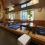 けやき寿司 - 小上がり席