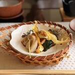 蜻蛉亭 - 鰻料理はオリジナル