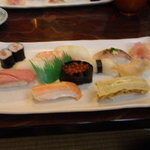 豊栄鮨 - ランチ１０カン握り
