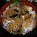 師崎一馬屋 - 男の漁師丼完成形(葱抜き)