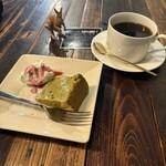 カフェ&キッチン ドリトル - コーヒーと抹茶シフォン