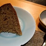 Yd'or - カンパーニュ、生ピーナッツバター