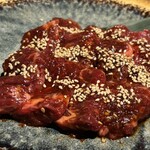 北新地 焼肉 はま正 - ハラミのヤンニョン焼き